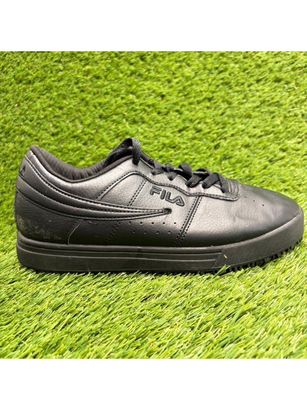 Fila Vulc 13 Low SR Womens Size 7.5 Black Leather Slip Resistant Work Shoes